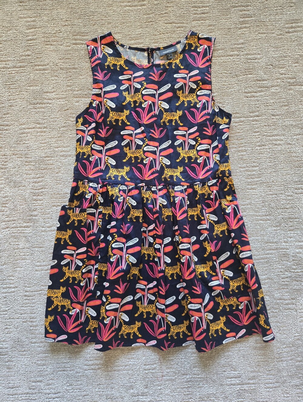 NWT ModCloth Sleeveless Babydoll Jungle Tiger Print Mini Dress Size M - Picture 5 of 10